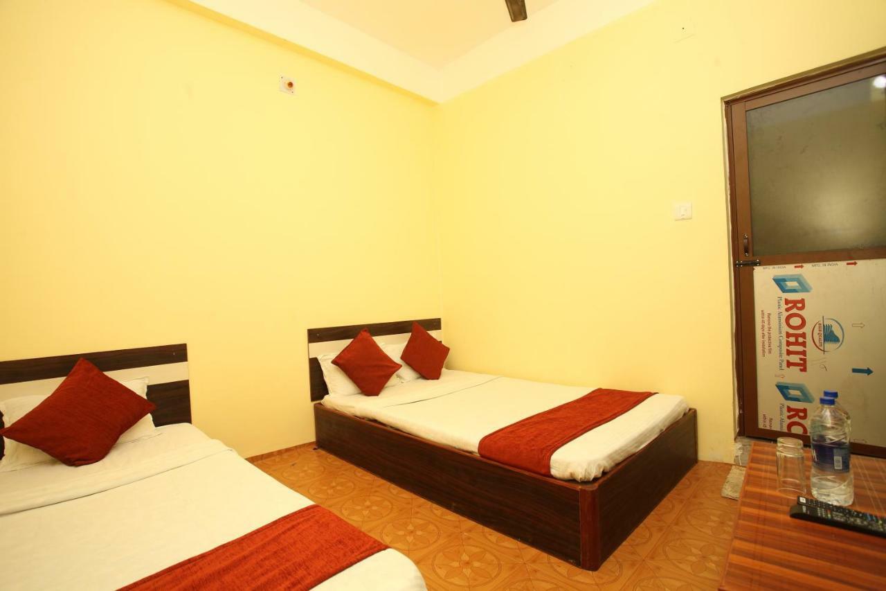 Spot On 503 Lisno Restaurant And Lodge Lumbini Exterior foto